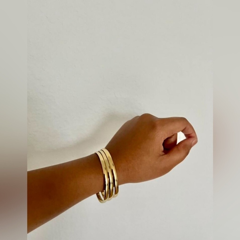 Gold Plated Stainless Steel 3pc Bangle Bracelet Set - Picture 3 of 3